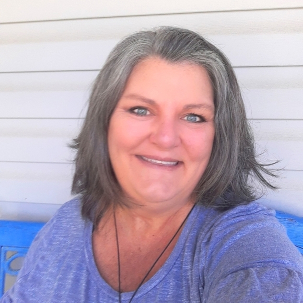 Meet your Posher, Stacey
